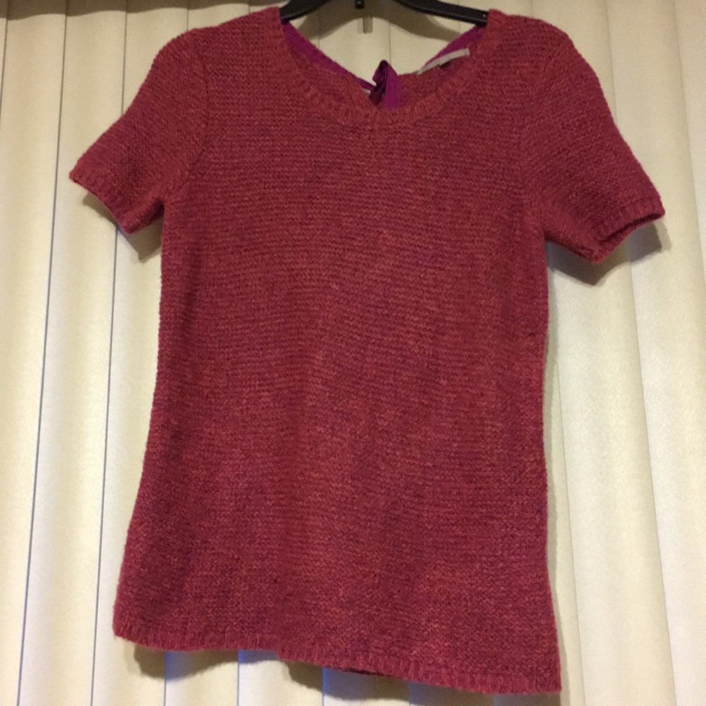Gap sweater
